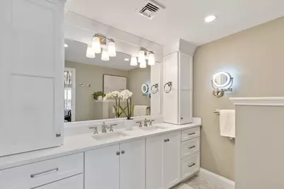 197 Eighth St #307, Boston, MA 02129 - Photo 11