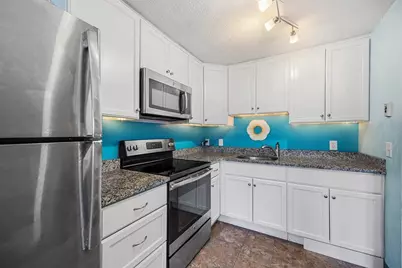 150 Wrentham St #9, Boston, MA 02124 - Photo 7