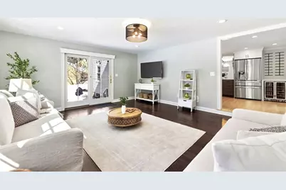 10 Meadow Brook Ln, Reading, MA 01867 - Photo 13