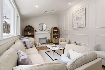 11 Wilshire Dr, Sharon, MA 02067 - Photo 3