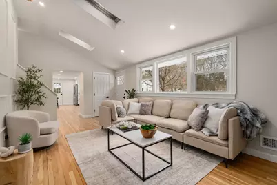 11 Wilshire Dr, Sharon, MA 02067 - Photo 5