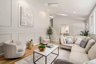 11 Wilshire Dr, Sharon, MA 02067 - Photo 3