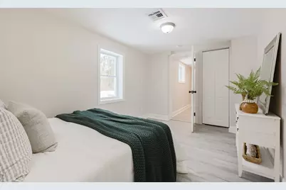 16 Lenox Ave, Westport, MA 02790 - Photo 17