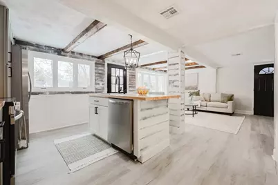 16 Lenox Ave, Westport, MA 02790 - Photo 5