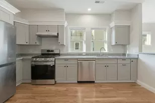 4 Benson St, Boston, MA 02135 - Photo 9