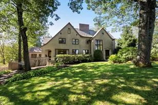 44 Bradford Rd, Wellesley, MA 02481 - Photo 1