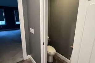 240 Roosevelt Dr, Northbridge, MA 01534 - Photo 23