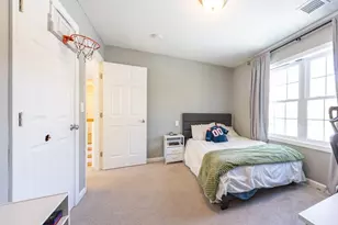 1194 Sharps Lot Rd, Swansea, MA 02777 - Photo 35