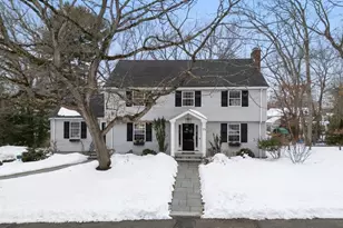 71 Westgate Rd, Wellesley, MA 02481 - Photo 1