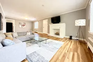 110 Craftsland Rd, Newton, MA 02467 - Photo 3