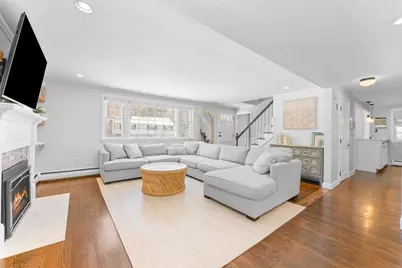 16 Laurel Dr, Medfield, MA 02052 - Photo 9