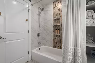 256 Sycamore St #256, Watertown, MA 02472 - Photo 9