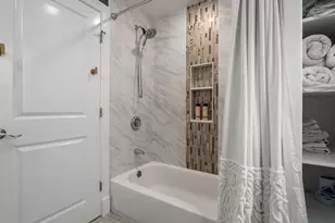 256 Sycamore St, Watertown, MA 02472 - Photo 9