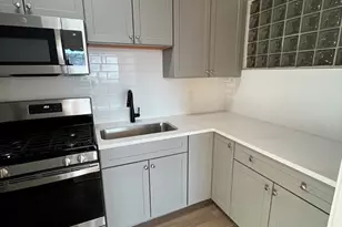 108 Bristol Rd, Somerville, MA 02144 - Photo 5