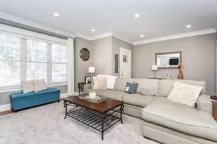 22 Grove St, Waltham, MA 02453 - Photo 13