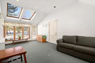 60 Lindbergh Ave, Newton, MA 02465 - Photo 13