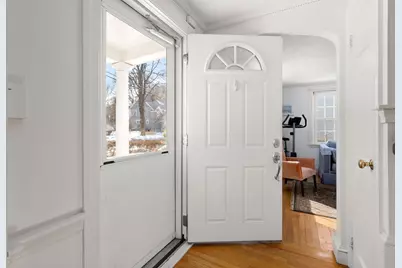 60 Lindbergh Ave, Newton, MA 02465 - Photo 3