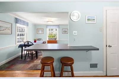 60 Lindbergh Ave, Newton, MA 02465 - Photo 9