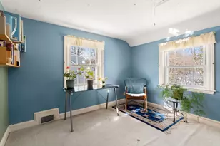 60 Lindbergh Ave, Newton, MA 02465 - Photo 17