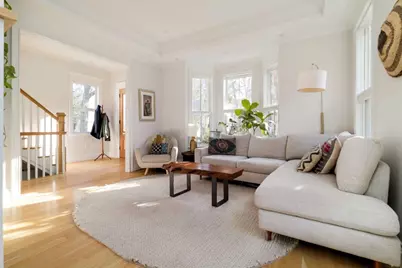 17 Ellsworth Avenue #Front, Cambridge, MA 02139 - Photo 5