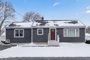 80 Redfield Rd, Wakefield, MA 01880 - Photo 1