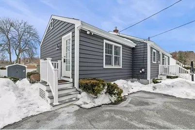 80 Redfield Rd, Wakefield, MA 01880 - Photo 3