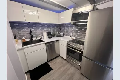 24 Norman #110, Salem, MA 01970 - Photo 5