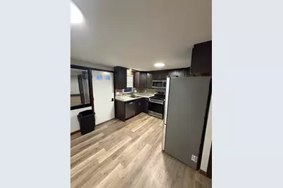 185 Middle St #185, Springfield, MA 01104 - Photo 3