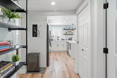 498 Beech St, Boston, MA 02131 - Photo 9
