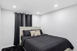 498 Beech St, Boston, MA 02131 - Photo 19