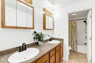 66 Ledgecrest Dr, Worcester, MA 01603 - Photo 21