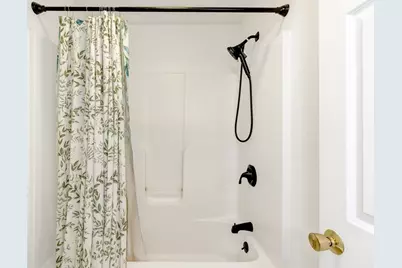 66 Ledgecrest Drive, Worcester, MA 01603 - Photo 23