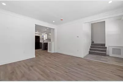 949 Union St, Rockland, MA 02370 - Photo 5