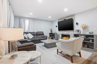 77 Carter St, Leominster, MA 01453 - Photo 5