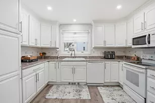 77 Carter St, Leominster, MA 01453 - Photo 17