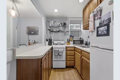 11 Myrtle St #2, Boston, MA 02114 - Photo 3