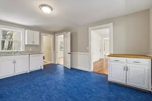 105 Nonotuck St, Holyoke, MA 01040 - Photo 17