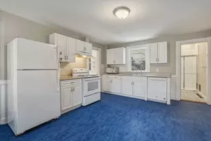 105 Nonotuck St, Holyoke, MA 01040 - Photo 15