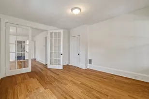 105 Nonotuck St, Holyoke, MA 01040 - Photo 13