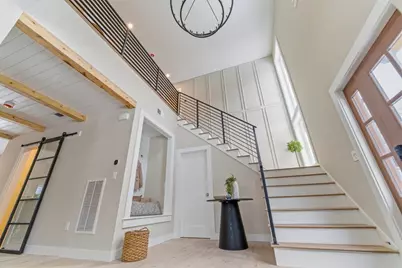 54 Pilgrim Rd, Natick, MA 01760 - Photo 3