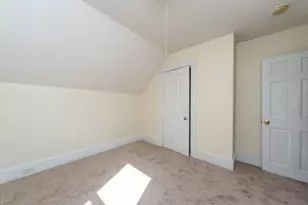 85 Beacon St, Clinton, MA 01510 - Photo 21