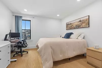 4 Anawan Ave #7, Boston, MA 02132 - Photo 15