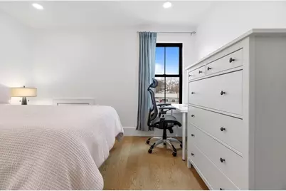 4 Anawan Ave #7, Boston, MA 02132 - Photo 13