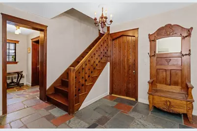 764 Hammond St, Brookline, MA 02467 - Photo 5