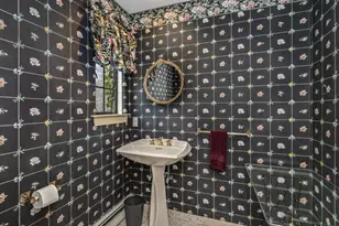 764 Hammond St, Brookline, MA 02467 - Photo 17