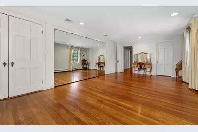 764 Hammond St, Brookline, MA 02467 - Photo 21