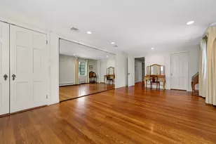 764 Hammond St, Brookline, MA 02467 - Photo 21