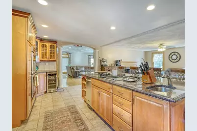 17 Marshall St, North Reading, MA 01864 - Photo 5