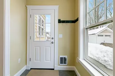 10 Winchester St, Haverhill, MA 01835 - Photo 23