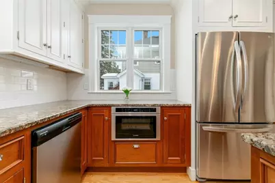 10 Winchester St, Haverhill, MA 01835 - Photo 13